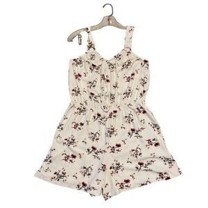 GUILTY floral romper. Super soft stretch material. New condition